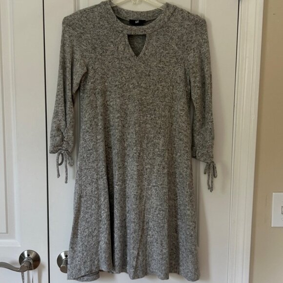 Iz Byer gray skater a-line flare knot dress Small - Picture 1 of 3